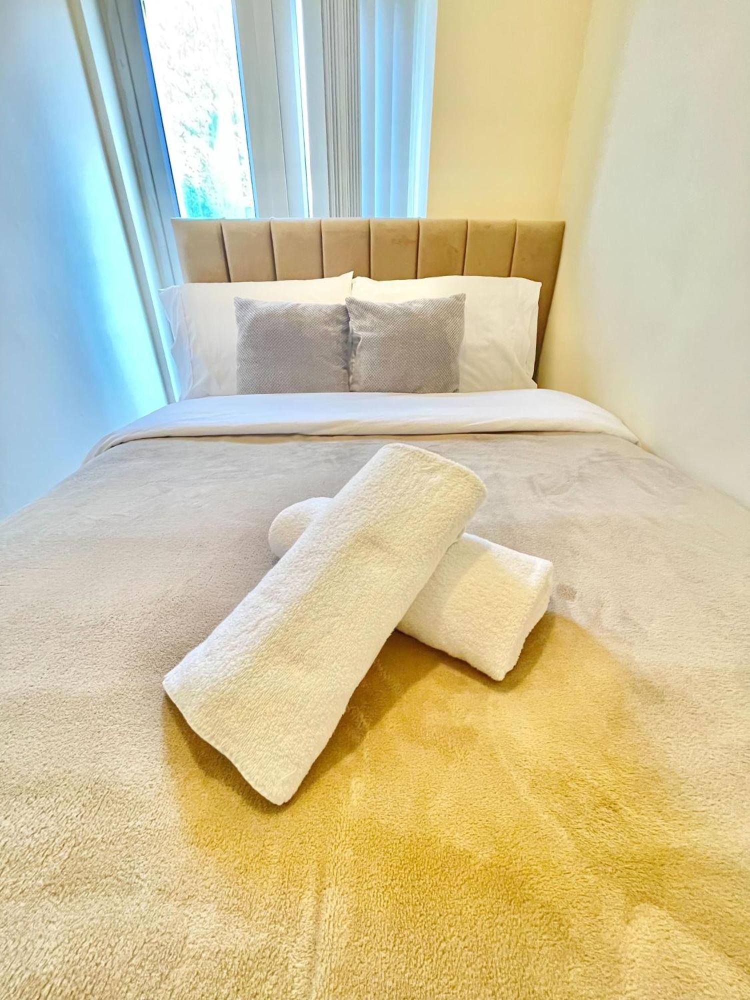 Entirehome Sleeps7 Citycentre Parking Birmingham